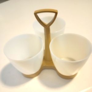 Tupperware condiment server